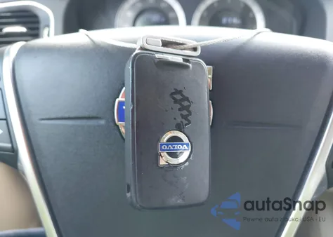 2011 Volvo S60 T6 из США, поврежденный, VIN YV1902FH8B2006453